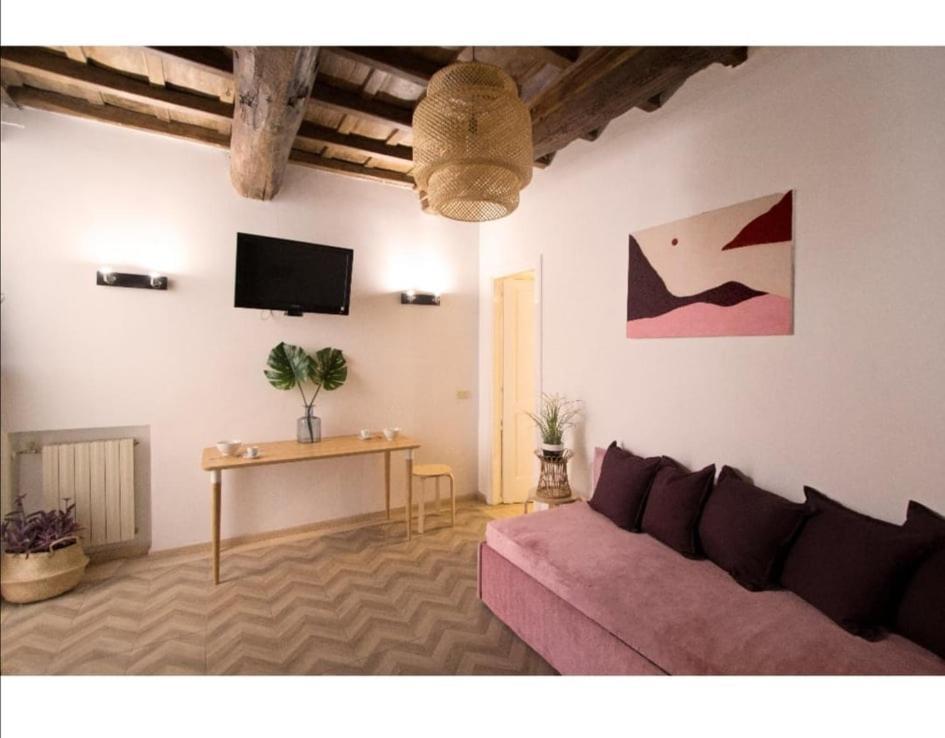 Lovely Apartments In City Centre "Third Floor, Without Elevator" Rom Exterior foto