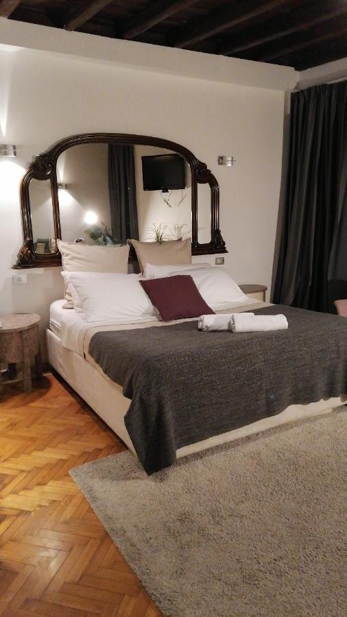 Lovely Apartments In City Centre "Third Floor, Without Elevator" Rom Exterior foto